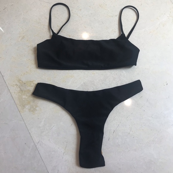 🖤Black Bandaeu Bikini Set - Picture 2 of 8